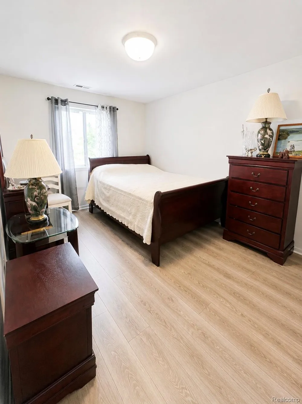 29838 Utica Road #25 Roseville City, MI 48066