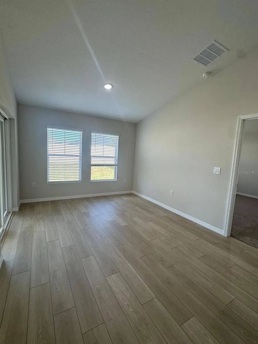 1049 FORESHORE LANE Haines City, FL 33844