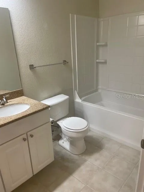 417 SOUTHERN PECAN CIRCLE #201 Winter Garden, FL 34787