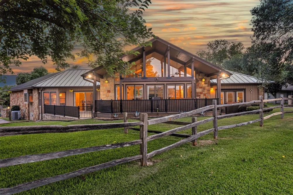 624 Hi Stirrup Horseshoe Bay, TX 78657