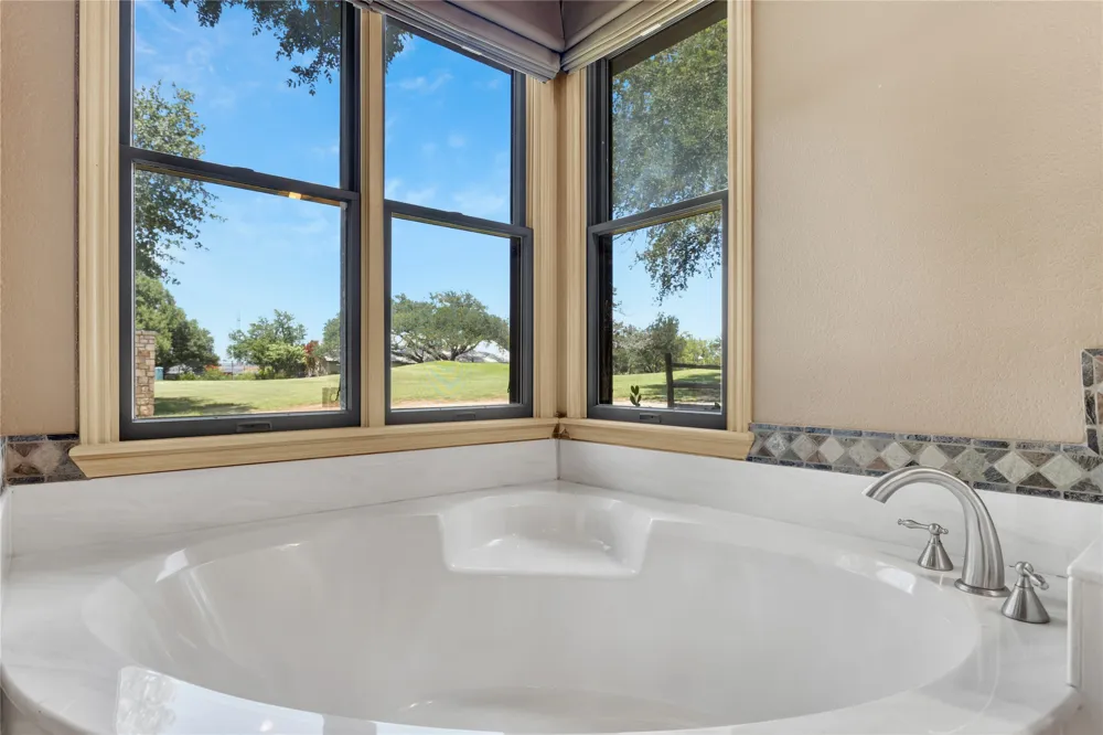 624 Hi Stirrup Horseshoe Bay, TX 78657