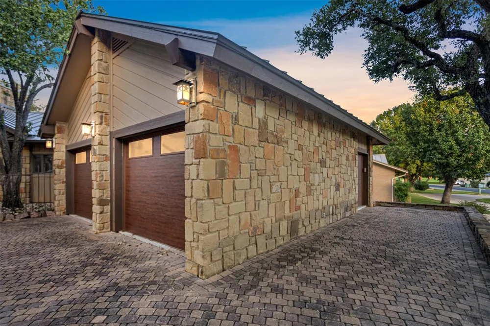 624 Hi Stirrup Horseshoe Bay, TX 78657