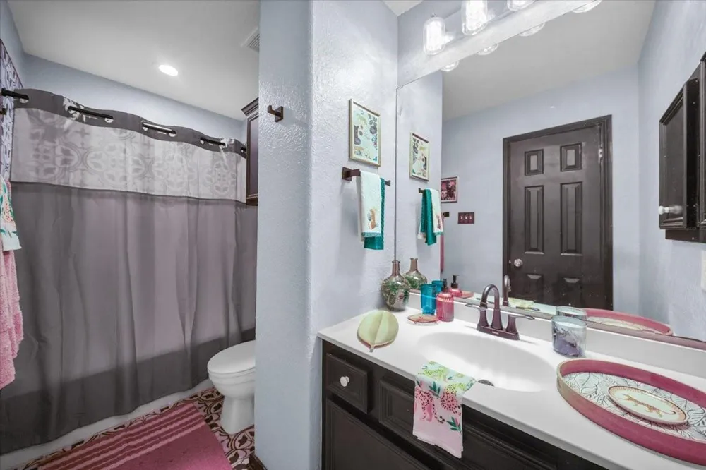 1414 Cypress Cove Street La Porte, TX 77571