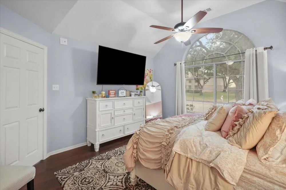 1414 Cypress Cove Street La Porte, TX 77571