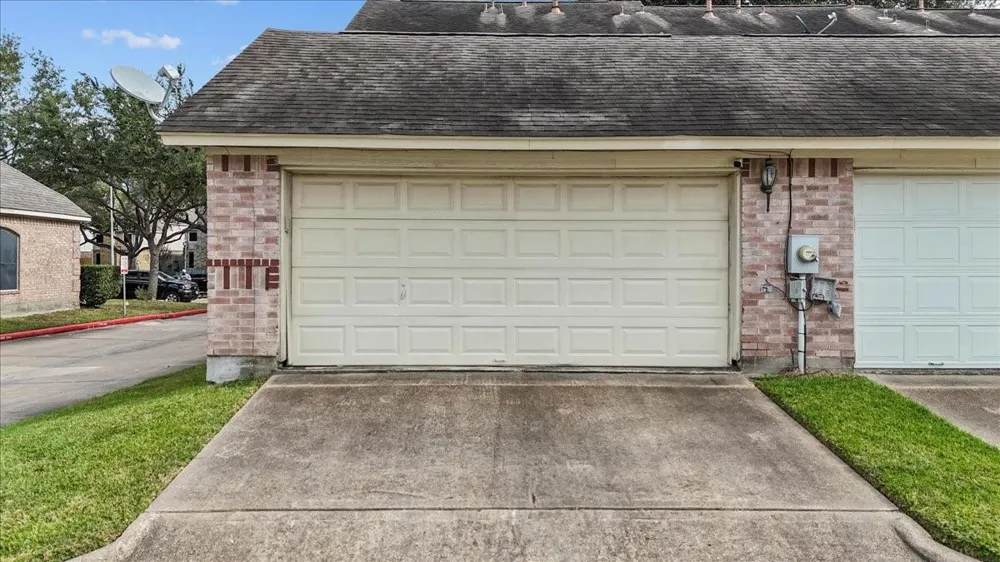 1414 Cypress Cove Street La Porte, TX 77571