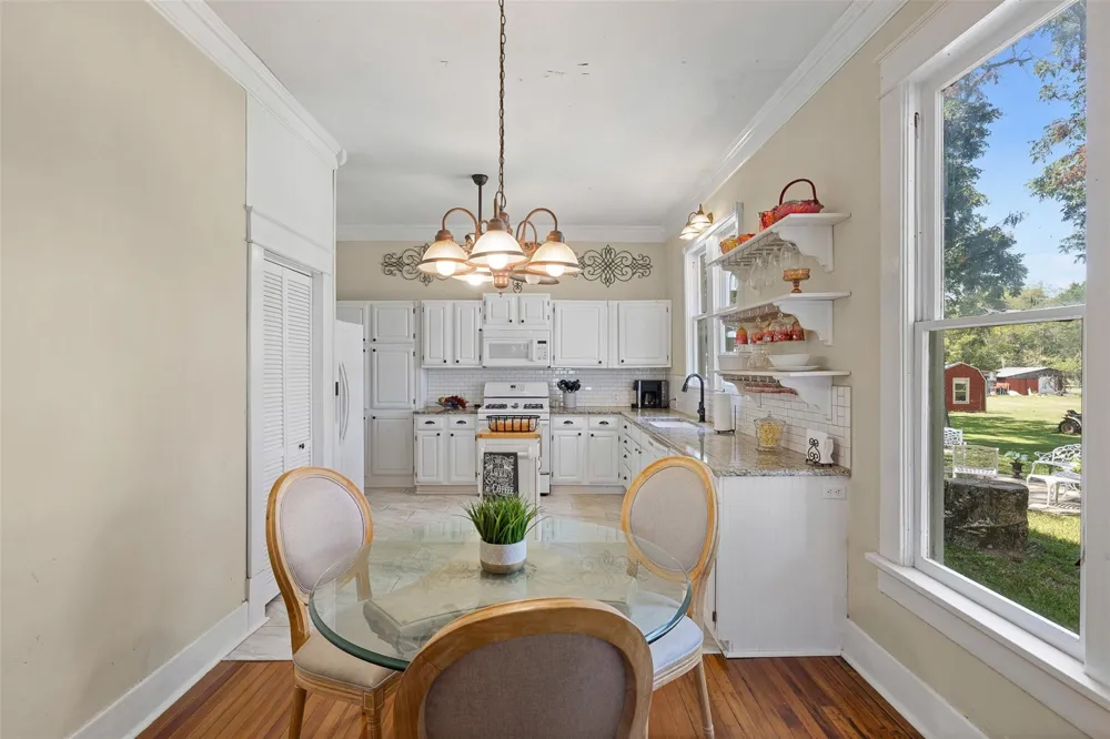 1008 Railroad Thornton, TX 76687