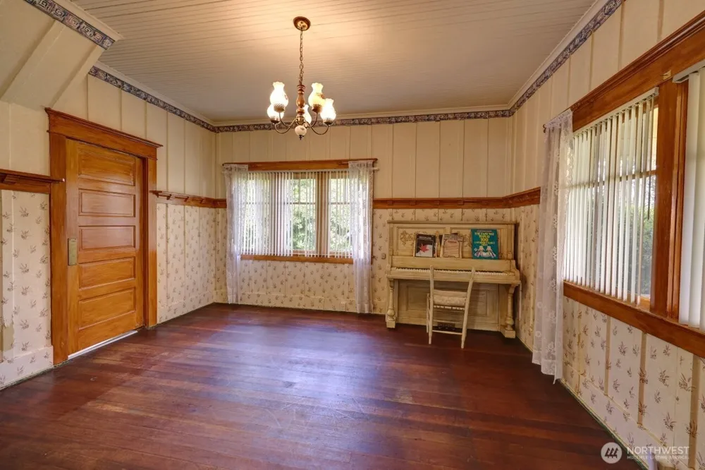 1401 262nd Place Ocean Park, WA 98640