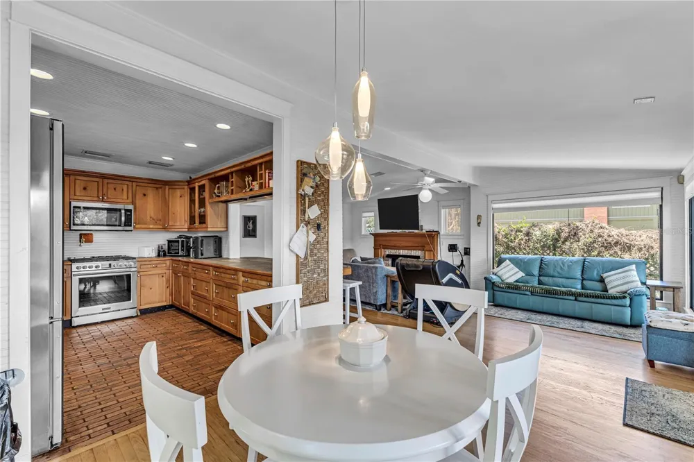 55342 CLAIRE STREET Astor, FL 32102