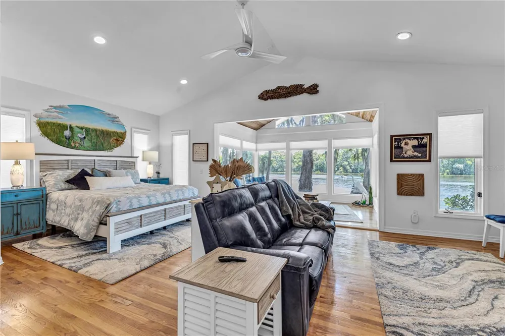 55342 CLAIRE STREET Astor, FL 32102