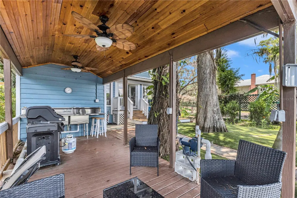 55342 CLAIRE STREET Astor, FL 32102
