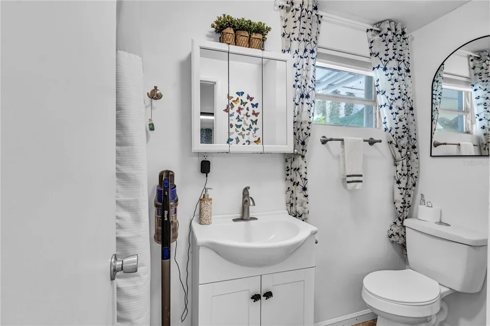 55342 CLAIRE STREET Astor, FL 32102