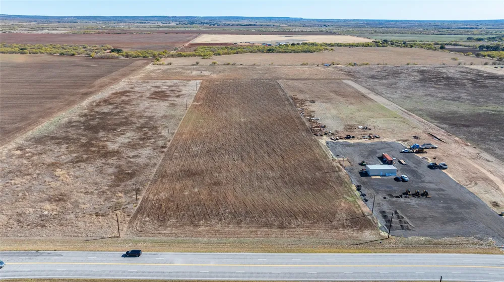 \HWY 84 Lawn, TX 79530