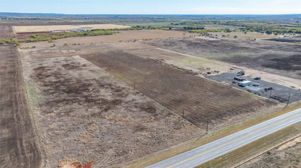 \HWY 84 Lawn, TX 79530