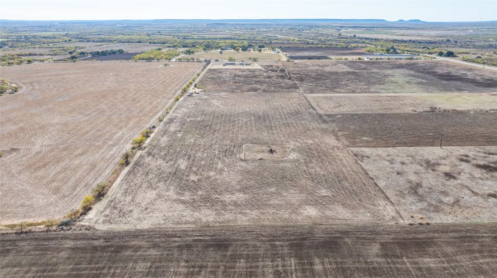 \HWY 84 Lawn, TX 79530