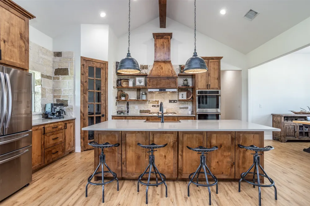 405 County Road 156 Whitesboro, TX 76273