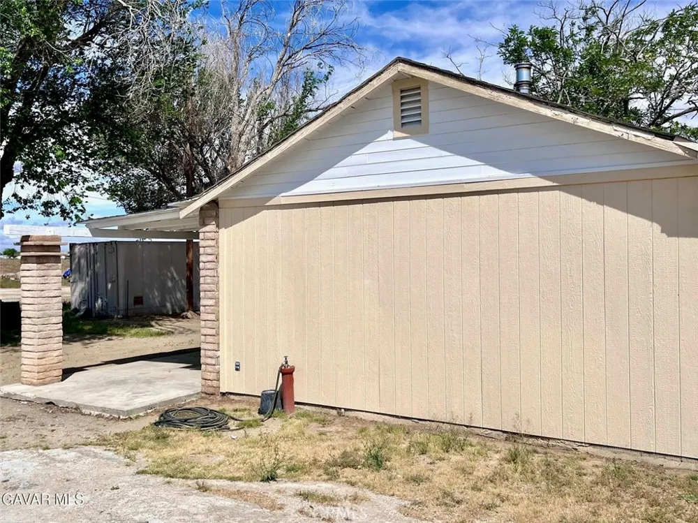 38960 12th St E Palmdale, CA 93550