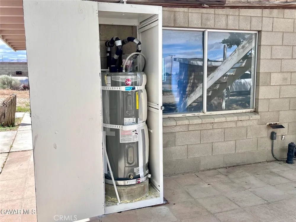 38960 12th St E Palmdale, CA 93550
