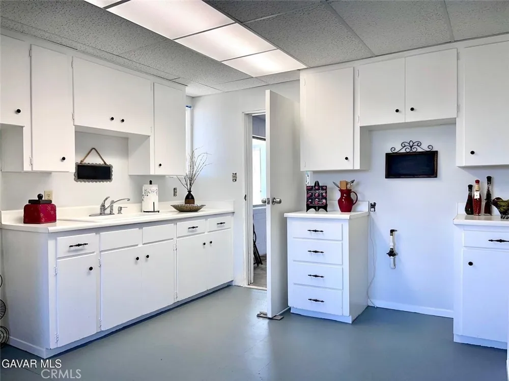 38960 12th St E Palmdale, CA 93550