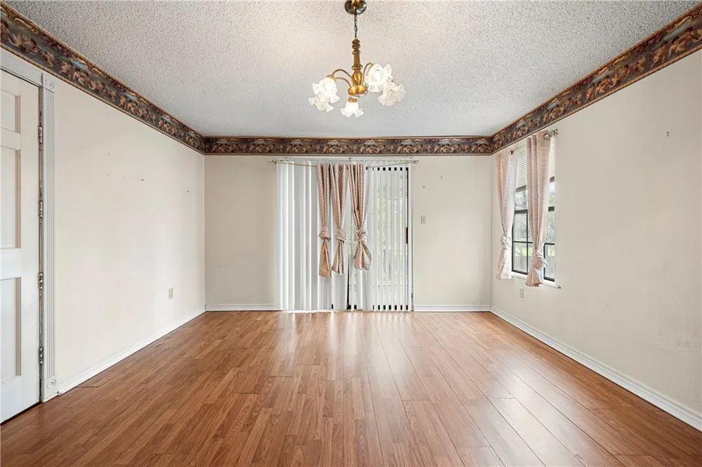 3087 Lenore Avenue Ingleside, TX 78362