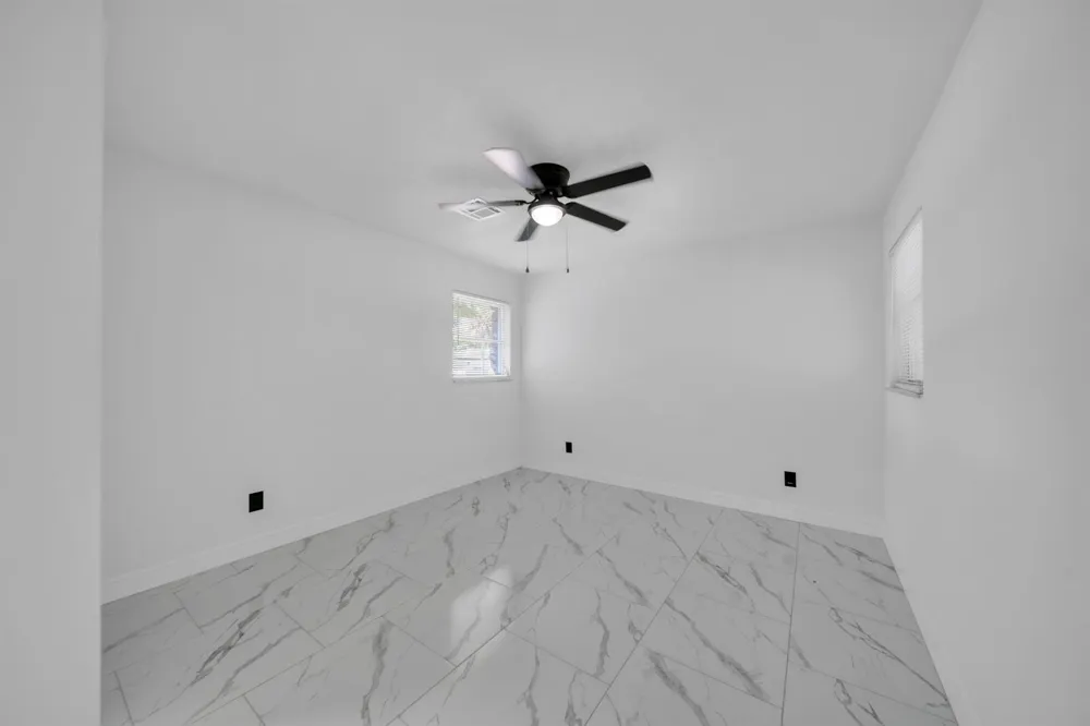 139 E Lake Drive Lehigh Acres, FL 33936