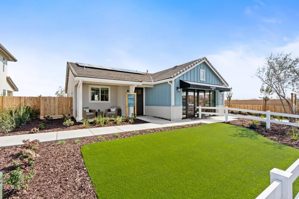 294 Vista Ave. Fowler, CA 93625