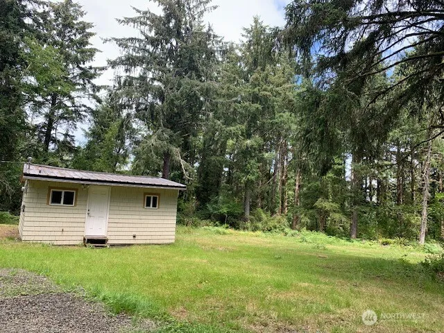 35208 Stackpole Road Ocean Park, WA 98640