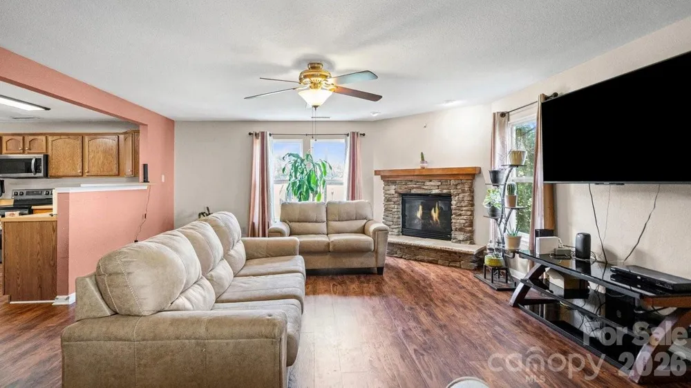5597 Hammermill Drive Harrisburg, NC 28075