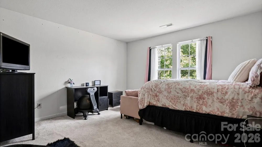5597 Hammermill Drive Harrisburg, NC 28075