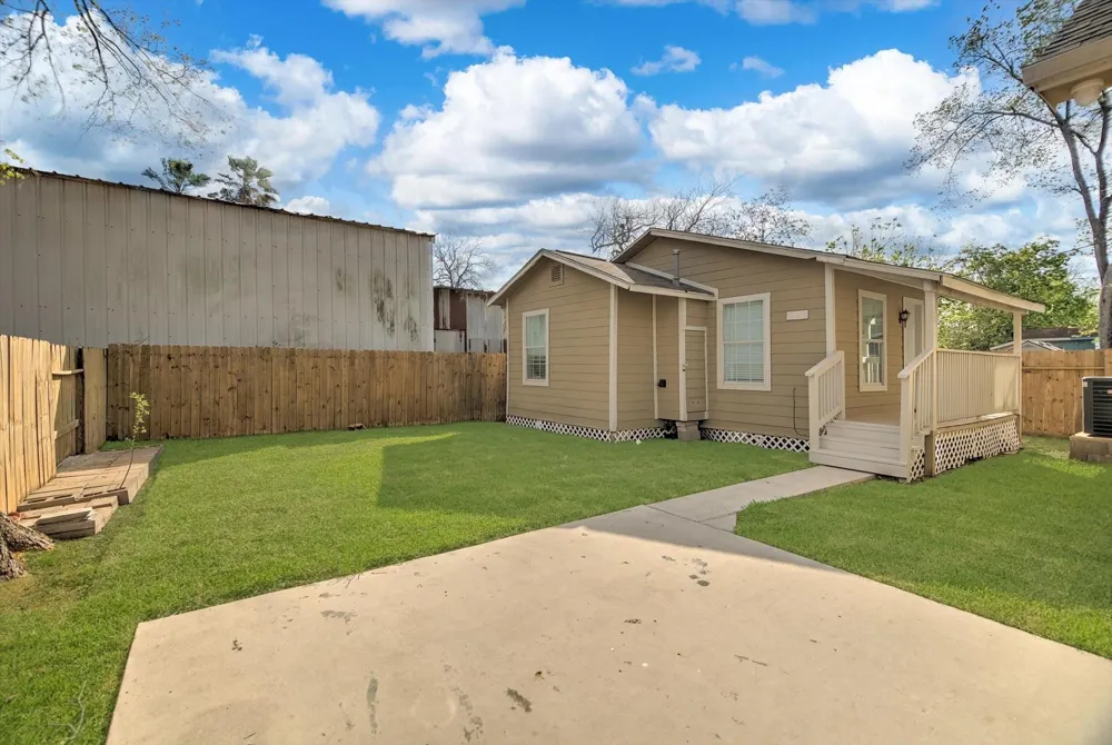 7112 Avenue L Houston, TX 77011