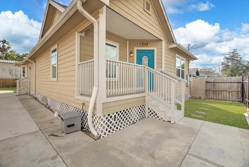 7112 Avenue L Houston, TX 77011