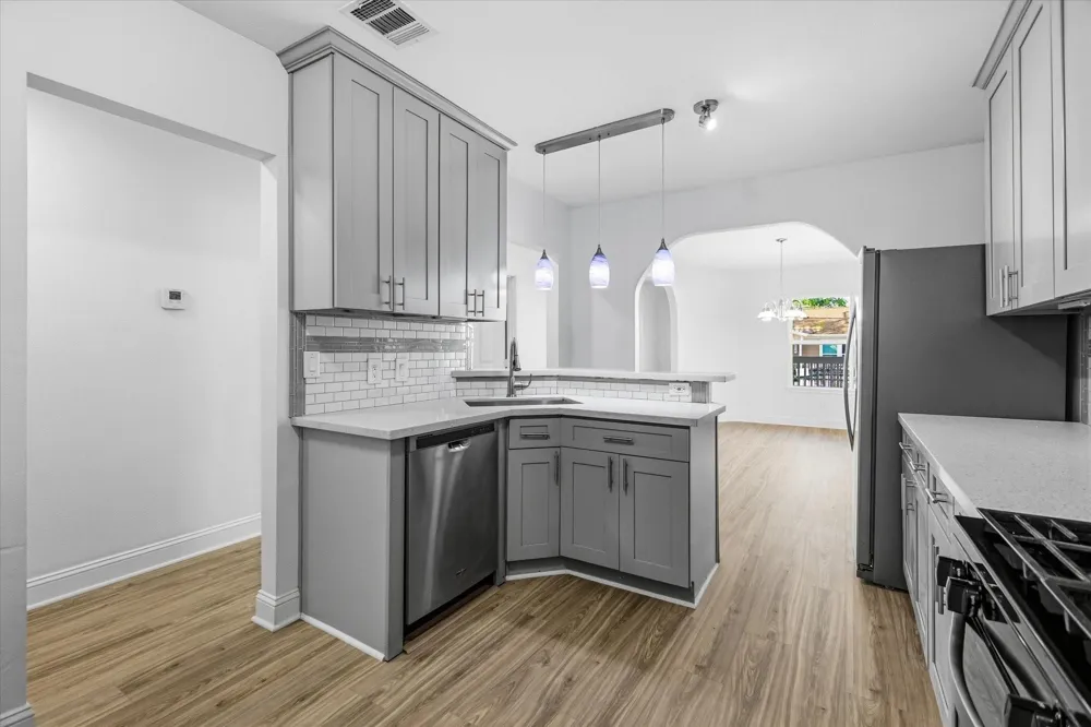 7112 Avenue L Houston, TX 77011