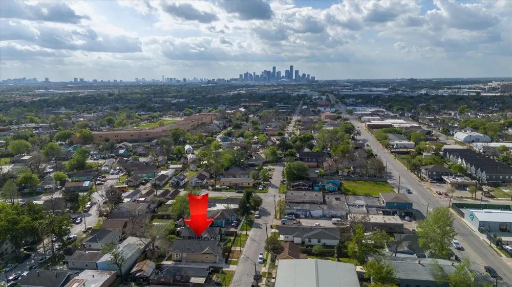 7112 Avenue L Houston, TX 77011