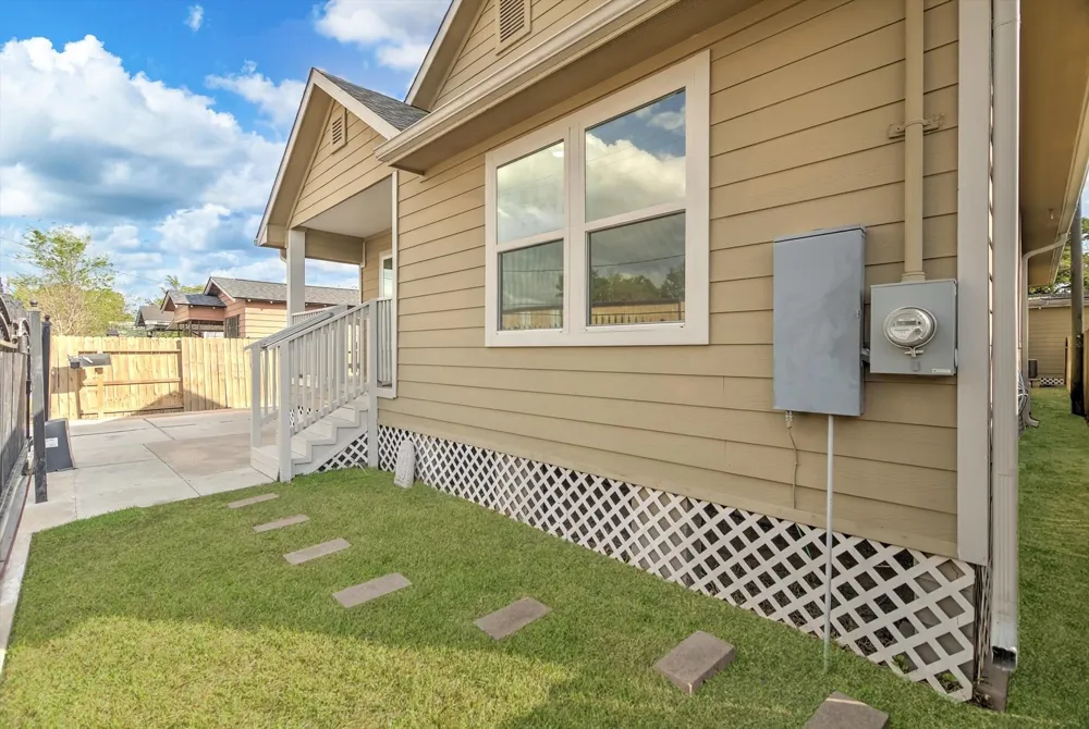 7112 Avenue L Houston, TX 77011