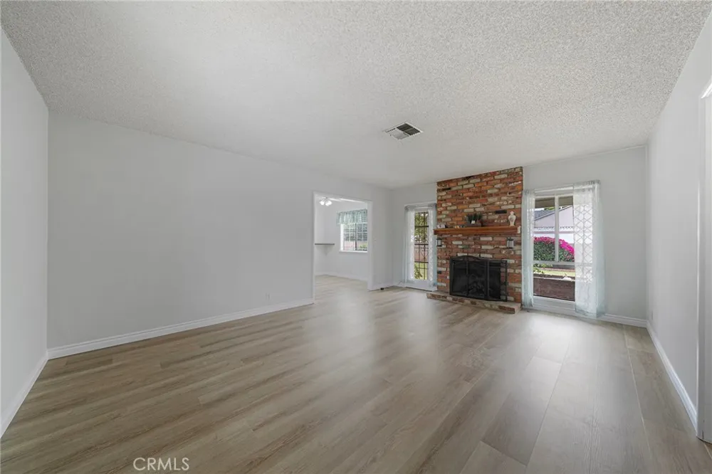 312 Maplewood West Covina, CA 91790