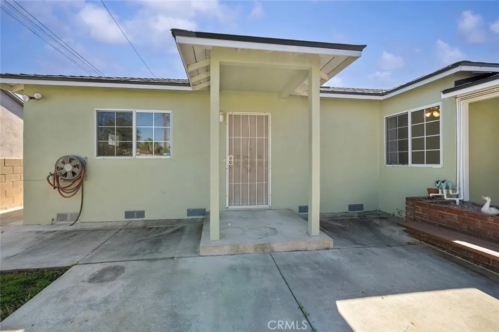 312 Maplewood West Covina, CA 91790