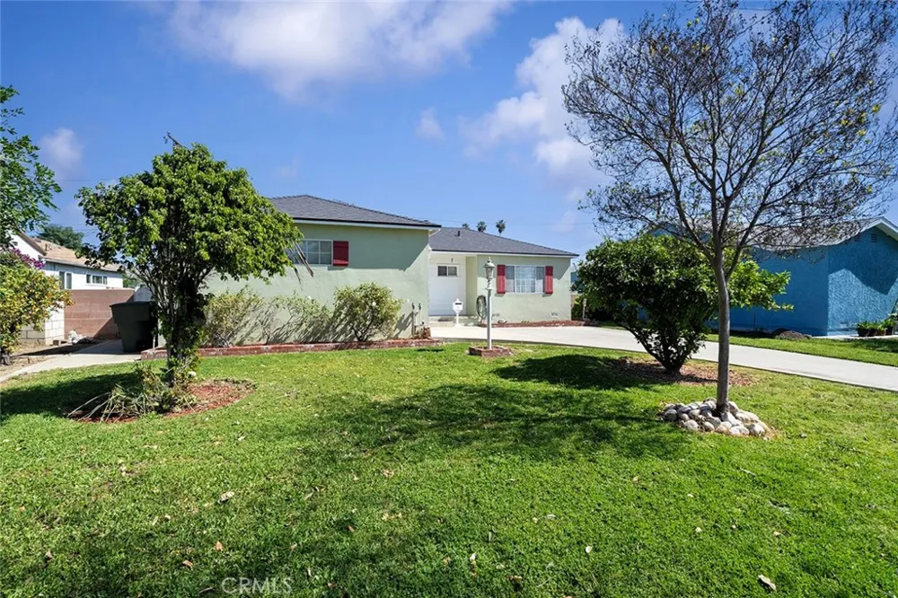 312 Maplewood West Covina, CA 91790