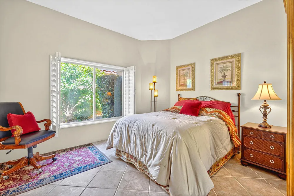 83 Kavenish Drive Rancho Mirage, CA 92270