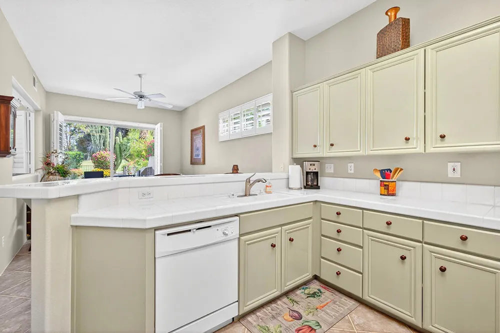 83 Kavenish Drive Rancho Mirage, CA 92270
