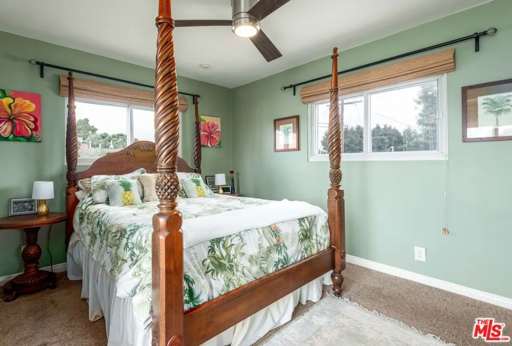 6727 W 88th Street Los Angeles, CA 90045