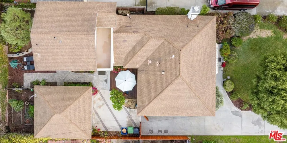 6727 W 88th Street Los Angeles, CA 90045