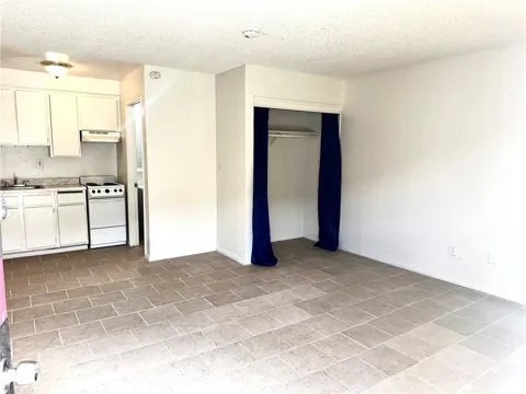 11661 White Avenue #6