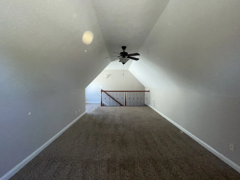 724 Cavalier Dr Clarksville, TN 37040