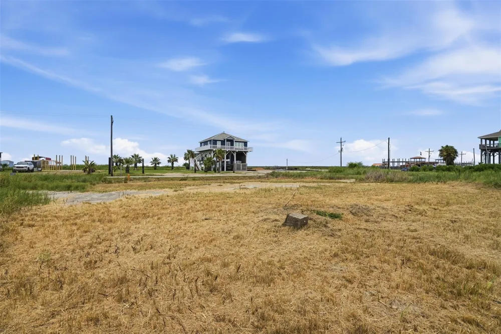 1190 Van Sant Bolivar Peninsula, TX 77617
