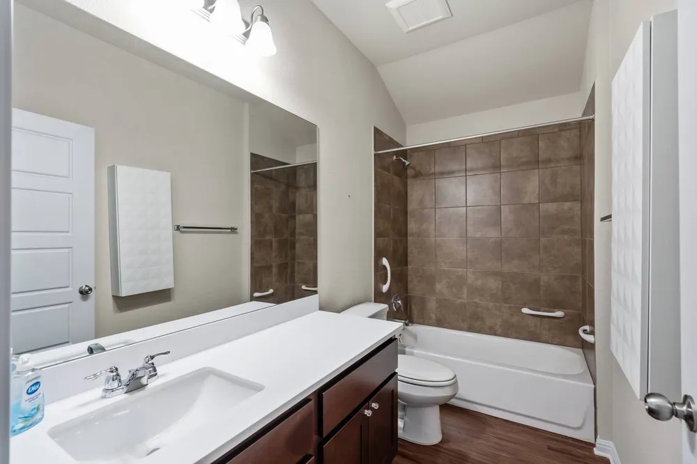 16512 Enamorado Road Manor, TX 78653