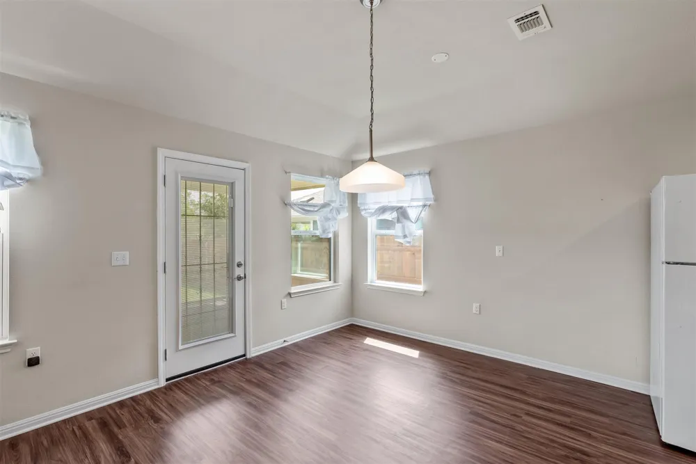 16512 Enamorado Road Manor, TX 78653