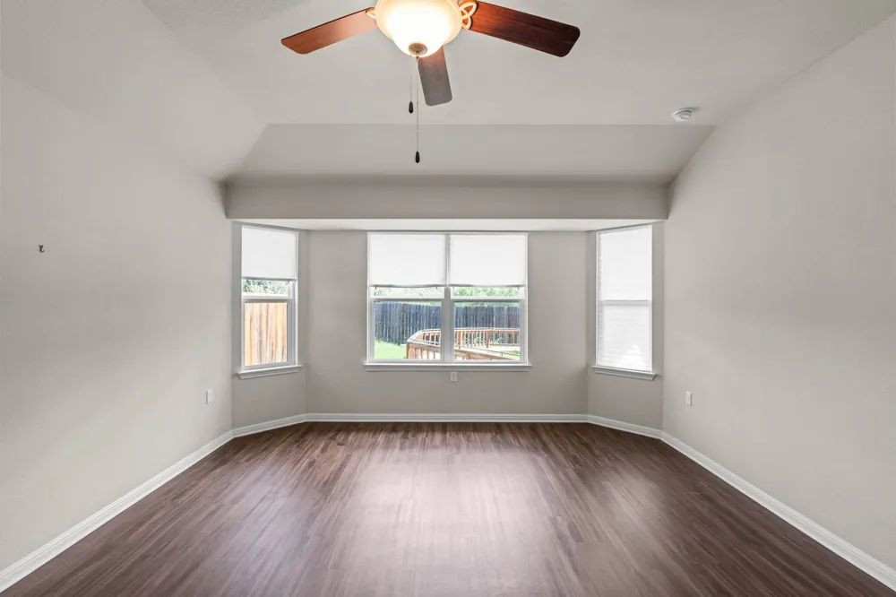 16512 Enamorado Road Manor, TX 78653