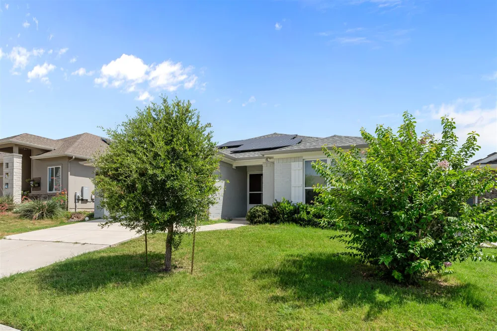 16512 Enamorado Road Manor, TX 78653