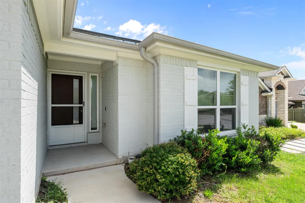 16512 Enamorado Road Manor, TX 78653