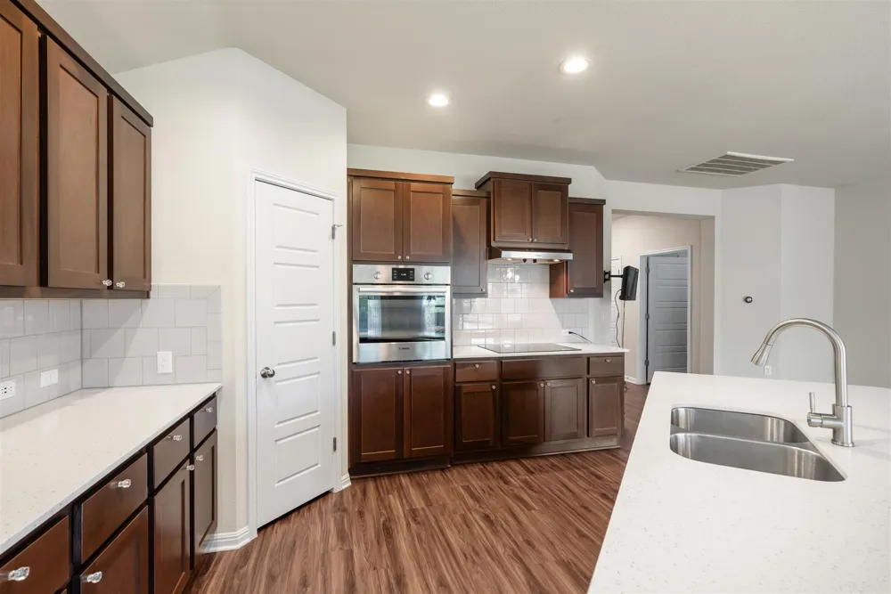 16512 Enamorado Road Manor, TX 78653