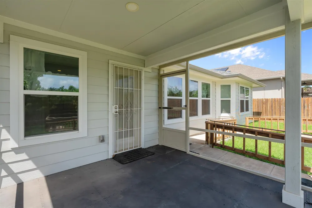 16512 Enamorado Road Manor, TX 78653